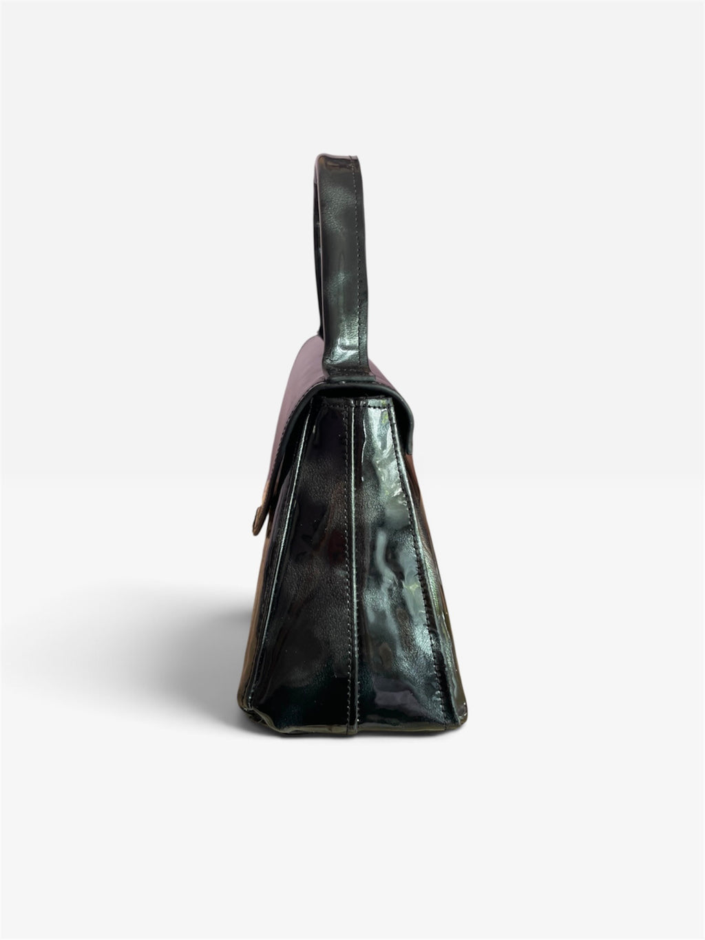 LIMINAL 28 — Iridescent Black