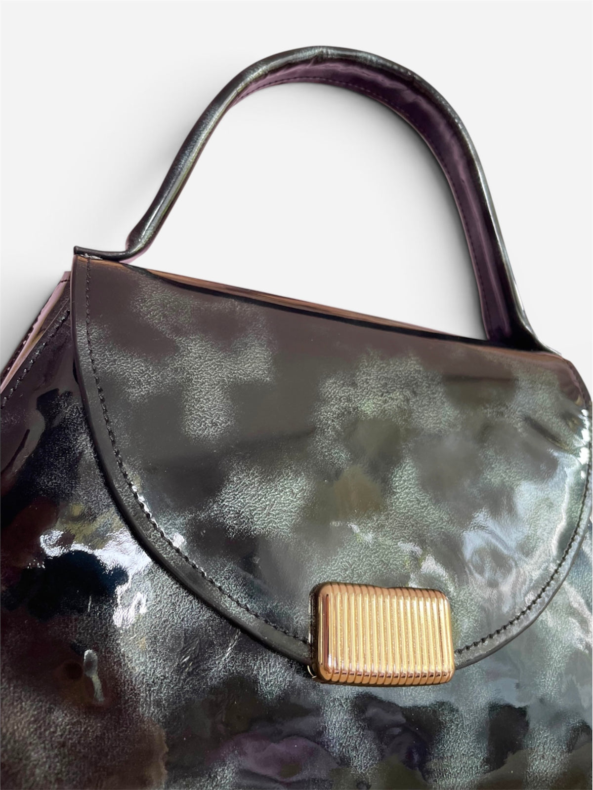 LIMINAL 28 — Iridescent Black